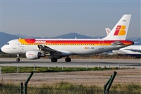 Oscar Martinez Spotters BCN-El Prat. Click to see full size photo