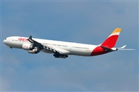 Cele -Noisy Spotters. Click to see full size photo