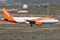 Alfonso Sols - Asociacin Canary Islands Spotting. Click to see full size photo