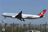 Oscar Martinez Spotters BCN-El Prat. Click to see full size photo