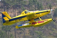 Anonymous aviation photographer-AIRE.ORG. Click to see full size photo