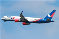 Cele -Noisy Spotters. Click to see full size photo