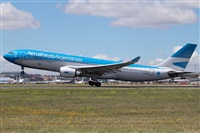 Jorge Medina  -Spotters Barcelona - El Prat. Click to see full size photo
