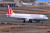 Miguel A. gueda Rguez.  (CANARY ISLANDS SPOTTING). Click to see full size photo