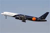 Jordi Rull Dalmau.Spotters BCN-El Prat. Click to see full size photo