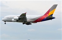 Adolfmalet-Spotters Barcelona-El Prat. Click to see full size photo