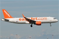 Gabriele Fontana - Tuscan Aviation. Click to see full size photo