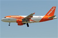 Gabriele Fontana - Tuscan Aviation. Click to see full size photo