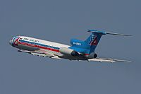Jos Miguel Bernases - Noisy Spotters. Click to see full size photo