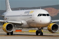 Alonso R Candelera AIRE.org.Spotters Bcn / El Prat. Click to see full size photo