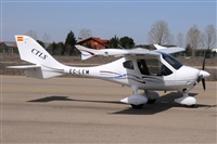 Rafael Alvarez Cacho- www.aviaciondigital.com. Click to see full size photo