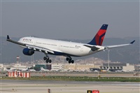 Adolfmalet-Spotters Barcelona-El Prat. Click to see full size photo