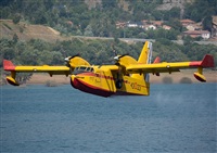 Anonymous aviation photographer-AIRE.ORG. Click to see full size photo