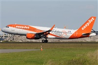 Gabriele Fontana - Tuscan Aviation. Click to see full size photo