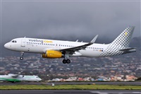 Cele - Spotters BCN. Click to see full size photo