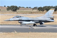 �Anonymous aviation photographer-AIRE.ORG. Click to see full-size photo