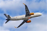 Jordi Rull Dalmau.Spotters BCN-El Prat. Click to see full size photo