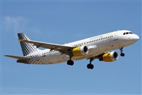 Alfonso Sols - Asociacin Canary Islands Spotting. Click to see full size photo