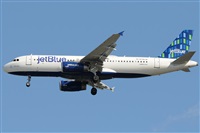 Gabriele Fontana - Tuscan Aviation. Click to see full size photo