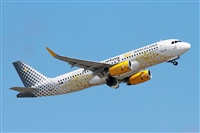 Cele - Spotters BCN. Click to see full size photo