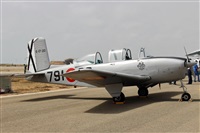 �Manuel Fernandez. Click to see full size photo