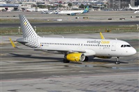 �Cele - Spotters BCN. Click to see full size photo