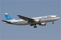 Rodrigo Carvalho - Noisy Spotters. Click to see full size photo