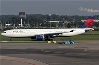 Rubn Gil - Noisy Spotters. Click to see full size photo