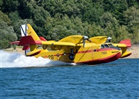 Anonymous aviation photographer-AIRE.ORG. Click to see full size photo
