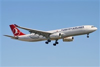 Jordi Rull Dalmau.Spotters BCN-El Prat. Click to see full size photo