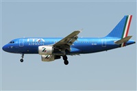Gabriele Fontana - Tuscan Aviation. Click to see full size photo