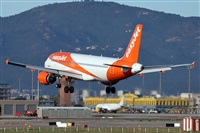 �Oscar Mart�nez spotter Barcelona el Prat. Click to see full size photo