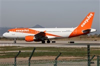 �Oscar Mart�nez spotter Barcelona el Prat. Click to see full size photo