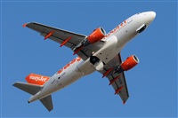 Rafael Alvarez Cacho- www.aviaciondigital.com. Click to see full size photo