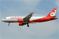 Adolfmalet-Spotters Barcelona-El Prat. Click to see full size photo