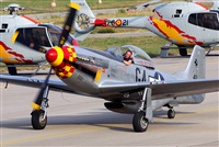 Pere  Escala - Spotters Barcelona-El Prat. Click to see full size photo