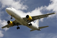 RaulSL  Spotters-Barcelona-prat. Click to see full size photo