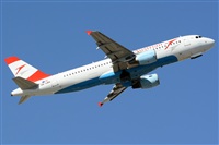 Adolfmalet-Spotters Barcelona-El Prat. Click to see full size photo