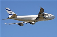 Jordi Rull Dalmau.Spotters BCN-El Prat. Click to see full size photo