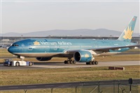 Rubn Gil - Noisy Spotters. Click to see full size photo