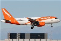 Gabriele Fontana - Tuscan Aviation. Click to see full size photo