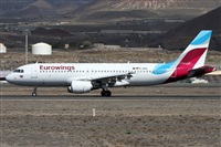 Alfonso Sols - Asociacin Canary Islands Spotting. Click to see full size photo
