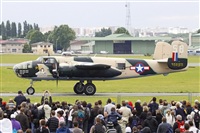 Jos Miguel Bernases - Noisy Spotters. Click to see full size photo