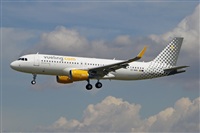 Jordi Rull Dalmau.Spotters BCN-El Prat. Click to see full size photo
