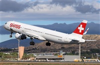 �Javier Gonz�lez. Click to see full size photo