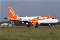 Rubn Gil - Noisy Spotters. Click to see full size photo