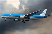 Naoto Goto - South American Spotters Asu-Py. Click to see full size photo