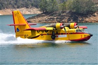 Anonymous aviation photographer-AIRE.ORG. Click to see full size photo