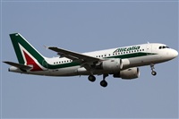 Rubn Gil - Noisy Spotters. Click to see full size photo