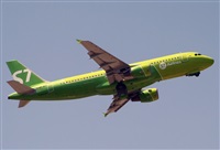 Jordi Rull Dalmau.Spotters BCN-El Prat. Click to see full size photo